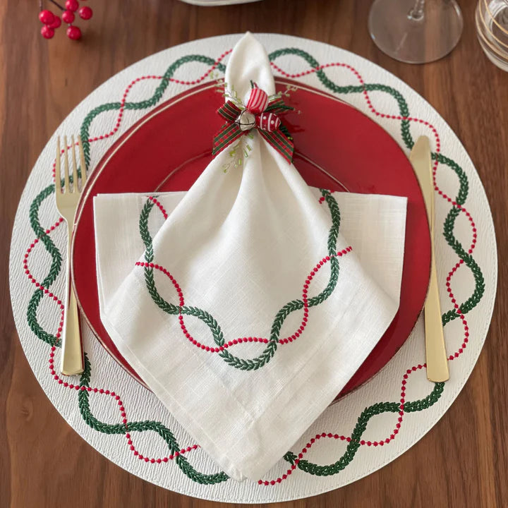 Olympia Embroidered Napkin Red/Green Set/4