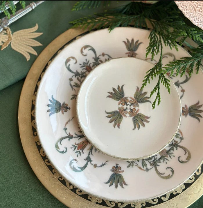 Villa Dinner Plate