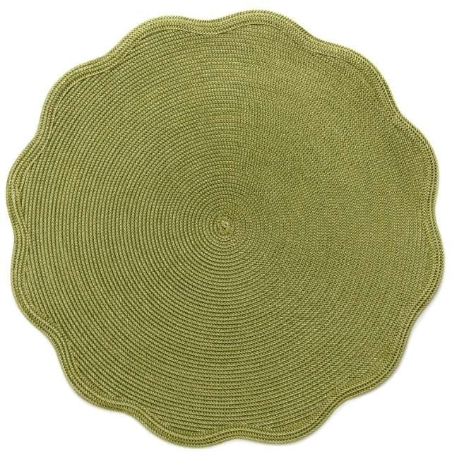 Round Scallop Placemat in Moss Canary Set/4