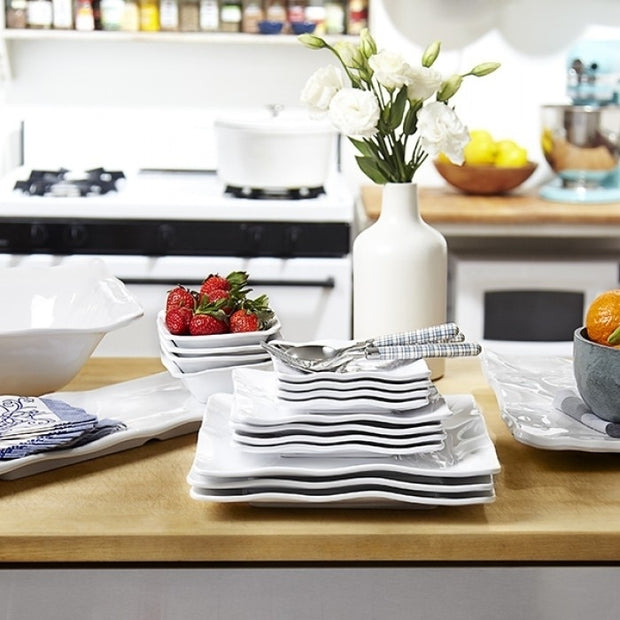 Ruffle White Square Dip Bowl Set/4