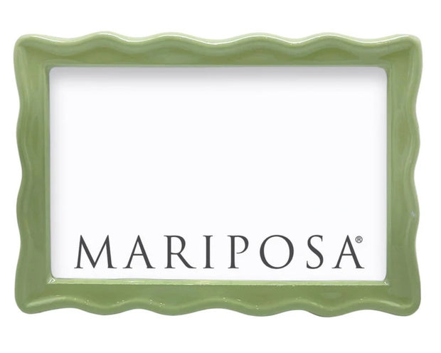 Wavy Green 4" x 6" Frame