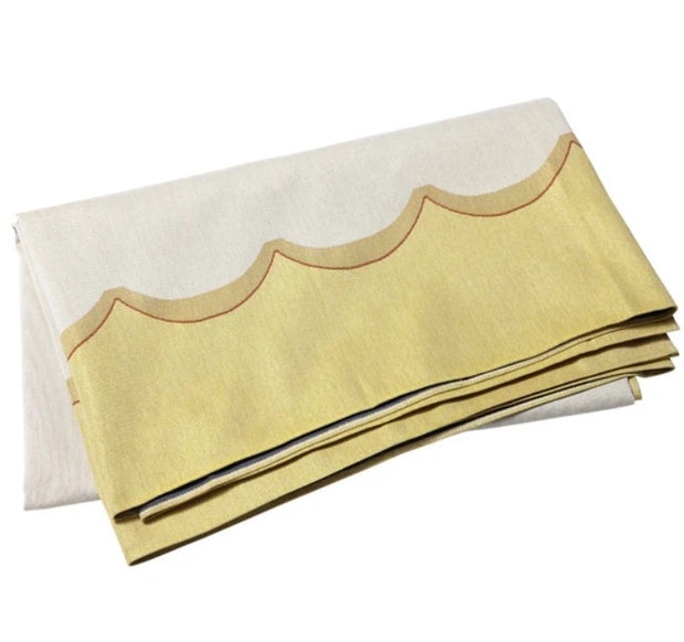 Tavola Yellow Scalloped Tablecloth